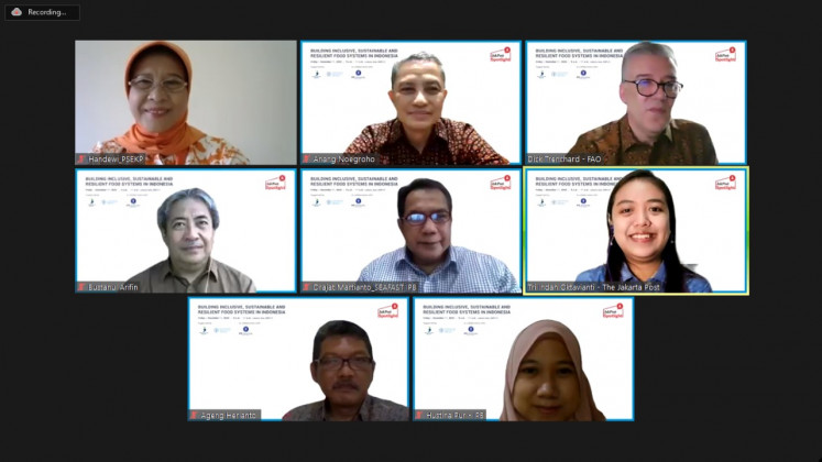Scientific research result dissemination: Exploring the challenges and opportunities of strong food systems in Indonesia during a webinar are (clockwise from top left) Agriculture Ministry Indonesian Center for Agricultural Socioeconomics and Policy Studies senior researcher Handewi Purwati Saliem, National Development Planning Agency (Bappenas) food and agricultural director Anang Noegroho, Food and Agricultural Organization (FAO) representative ad interim Richard Trenchard, The Jakarta Post journalist Tri Indah Oktavianti, Bogor Agricultural University (IPB University) researcher Purnawati Hustina Rachman, FAO deputy representative Ageng Herianto, Lampung University (UNILA) agricultural economics professor Bustanul Arifin and study team leader Drajat Martianto from IPB University. The webinar, titled Building Inclusive, Sustainable and Resilient Food Systems in Indonesia, on Friday, Dec. 11, also sought to disseminate a scientific research study jointly conducted by IPB University, Bappenas and FAO to the public.