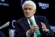 US businesses condemn Capitol 'chaos,' blame Trump 