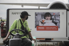 'No silver bullet': Business leaders manage vaccine expectations as rollout begins