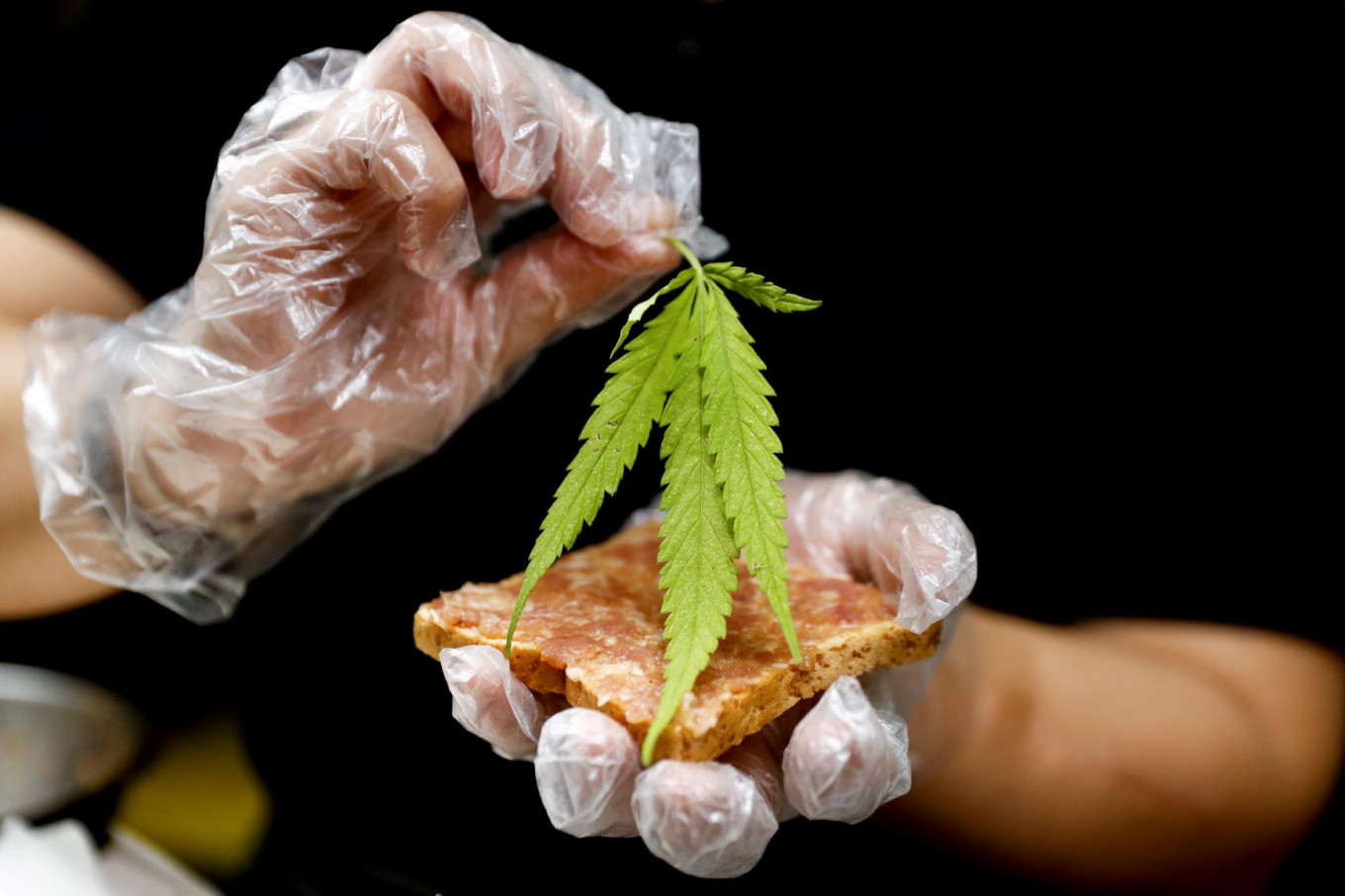 Thailand Serves Up Cannabis Cuisine To Happy Customers Food The Jakarta Post