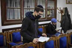  Morocco Jews 'already packing' for direct Israel flights 