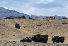  In this file photo taken on July 4, 2020 Indian army soldiers drive vehicles along mountainous roads as they take part in a military exercise at Thikse in Leh district of the union territory of Ladakh. India said on February 11, 2021 it had reached an agreement with China for both to pull back from part of their contested Himalayan border, in the biggest push to ease tensions between the nuclear-armed neighbours since a deadly clash in June.
