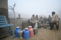 Milk and music: Indian villages support protesting farmers