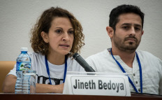 Jineth Bedoya (left).