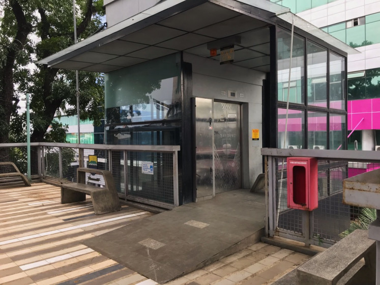 An elevator for easy access that no longer operates