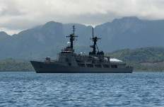 This photo taken on June 7, 2014 shows the Philippine Navy frigate BRP Ramon Alacraz anchored at the mouth of the South China Sea in Ulugan Bay off Puerto Princesa on Palawan island. Ulugan Bay, with a coastline partly concealed by thick mangrove forests, is at the centre of the Philippine military's efforts to shore up the defence of contested South China Sea islands and waters. 