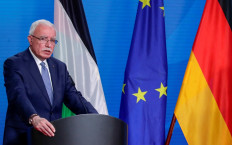 Riyad al-Maliki, Foreign Affairs Minister of the Palestinian National Authority, speaks during a news conference with German Foreign Minister Heiko Maas (not in picture) following their meeting in Berlin, Germany November 17, 2020.