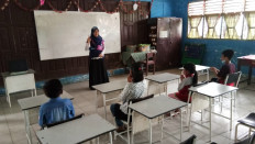 Hybrid learning could be key to students transitioning from online to offline