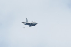  Philippines deploys air force jet over Chinese ships 