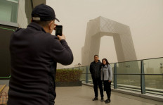 Beijing enveloped in hazardous sandstorm, second time in two weeks