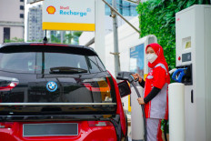 Shell to sell local gas stations to new Indonesia-Philippine venture