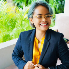 Fighting forward: Unlinking sexual orientation and professionalism