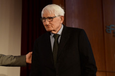 German philosopher Habermas rejects money prize from UAE