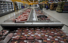  Argentina suspends beef exports for 30 days 