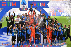 Champions Inter celebrate 'special moment' with fans at San Siro