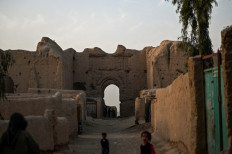 Afghan war displaced settle in the ruins of a lost city