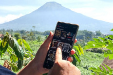 Indonesia's smartphone market hampered by murky macro climate