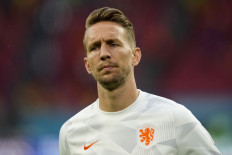 Netherland's forward Luuk de Jong warms up before the UEFA EURO 2020 Group C football match between North Macedonia and the Netherlands at Johan Cruyff Arena in Amsterdam on June 21, 2021. 