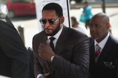 R. Kelly moved to New York for sex crimes trial