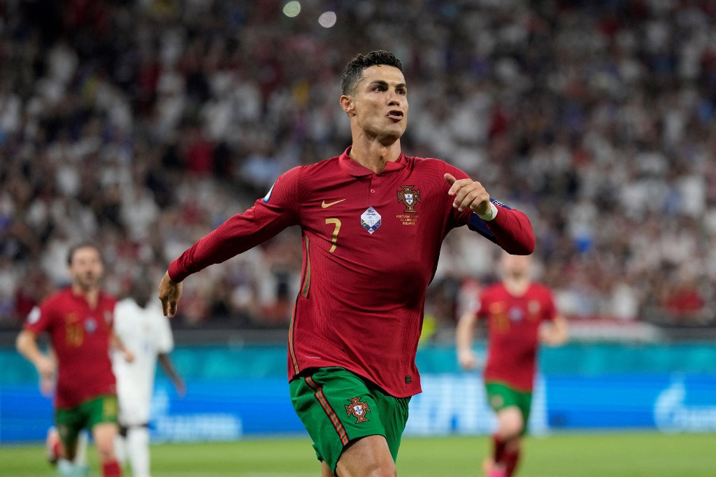 Should Cristiano Ronaldo be in Portugal's starting XI at Euro 2020?