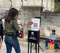 Majority of Indonesians ready to go cashless: Survey