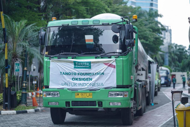 Convoy: The oxygen will be sent in five shipments of 100 tons each, with the first batch arriving in Jakarta on Sunday
