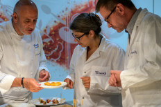 AI beefs up veggie burgers as market booms