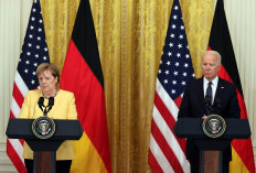 German Chancellor Angela Merkel and US President Joe Biden hold a joint news conference in the East Room of the White House on July 15, 2021 in Washington, DC. During what is likely her last official visit to Washington, the leaders are expected to discuss their shared priorities on climate change and defense and Biden is expected to voice his concerns about the Nord Stream 2 Russian natural gas pipeline. 