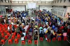 Hospitals outside Java, Bali start to run out of COVID-19 beds