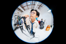 Punk revival: Singer-songwriter-guitarist Cellosux presents his take on punk-rock music inspired by Green Day, Blink 182 and Weezer.