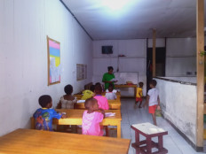 Better busy than bored: The classes aim to keep glue-addicted children from returning to their life on the streets.