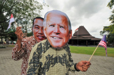 It takes two to tango in RI-US diplomacy and so far only Indonesia is dancing