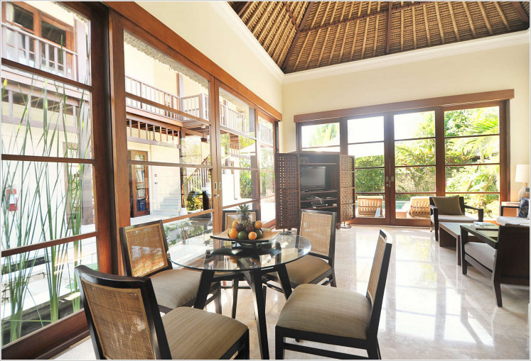 Ready for the holidays: A view of the large living room in the villa. 