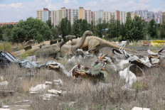 Decrepit Ankara theme park tells tale of Turkey's turmoil