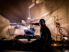 Looking far ahead: Artist uses robotic insects as mementos for future generations