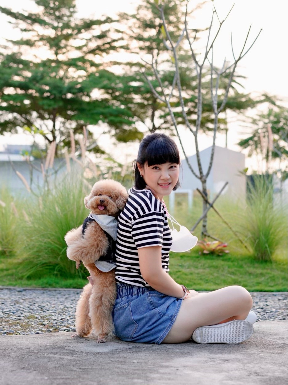 Canine trickster: Duffy the poodle learned to do tricks and pose before his 'pawrent' Veronica Kurniawan began posting his videos online. (Courtesy of Veronica Kurniawan)