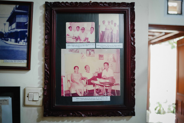 Memories: Photos show Hwie with Pramoedya Ananta Toer after the writer was released from imprisonment on the island of Buru in 1980. (JP/Ivan Darski)