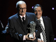 Spanish film director Mario Camus dies aged 86
