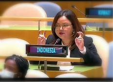 Junior diplomats defend Indonesia’s sovereignty
