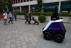 Singapore patrol robots stoke fears of surveillance state