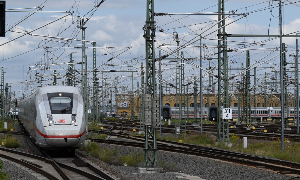 Böswillige und gezielte Sabotage stoppt den Schienenverkehr in Deutschland – Europa