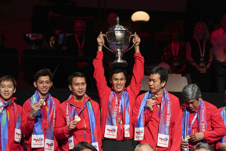 Indonesia wins the first Thomas Cup in 19 years but without flying the
