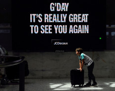 Australia records first Omicron community case