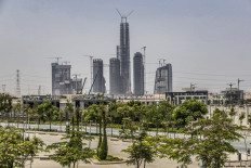 Egypt government to begin move to new capital in December