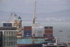 Supply crisis spurs South Africa retailers to end Asia reliance