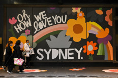 More border rules ease in Australia ahead of Christmas holidays