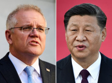  This combination of file photos shows Australian Prime Minister Scott Morrison (left) speaking during a press conference in Canberra on August 17, 2021; and China's President Xi Jinping (right) speaking at Macau's international airport on December 18, 2019. 