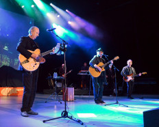 Monkees guitarist Mike Nesmith dead at 78