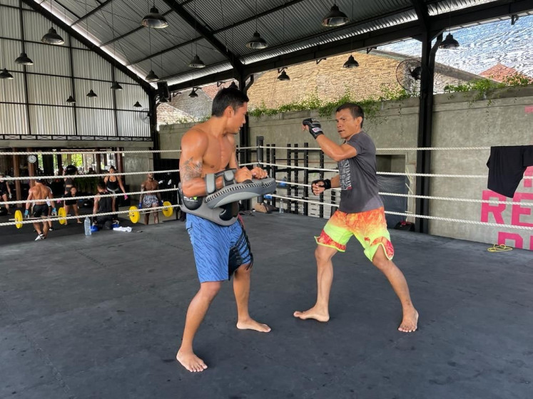 Paul Lumihi training in Soma Fight Club Bali.