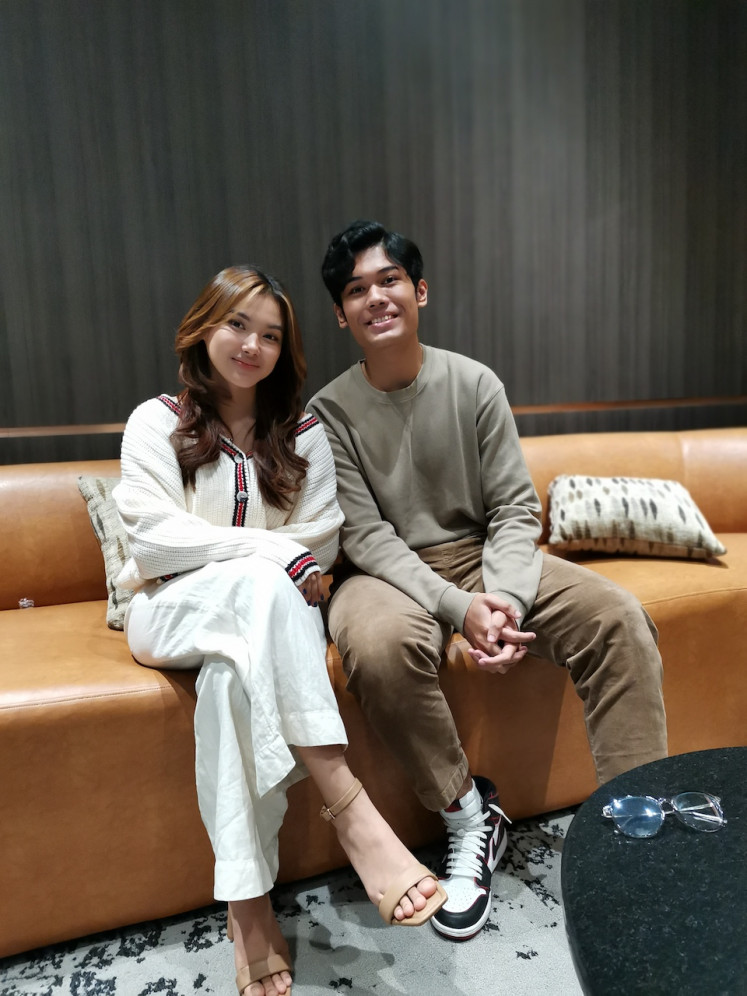 Solidarity: Shakira Jasmine (left) and Nuca's latest duet was inspired by Coldplay, Sleeping At Last, and Steve Benjamins (Photo Courtesy of Felix Martua)